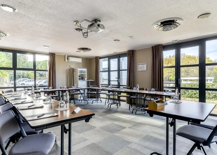 Hotel Campanile Montpellier Est Le Millénaire